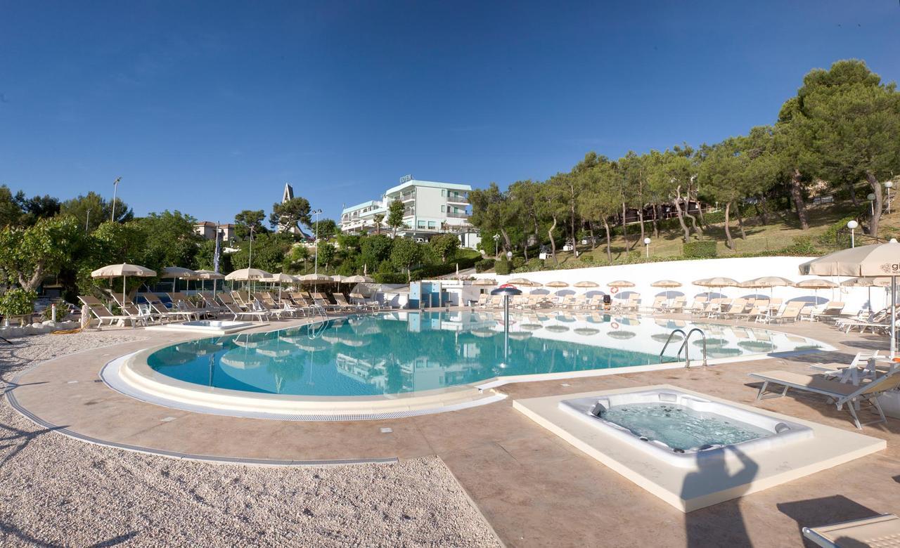 Hotel Eden Gigli Numana Exterior photo
